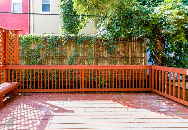 Building Photo - Classy Columbia Heights Row Home! 1/2 Off ...