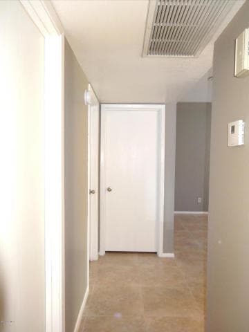 Building Photo - Three bedroom, two bath home!