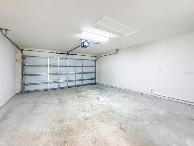 Building Photo - 6945 Gideon Cir