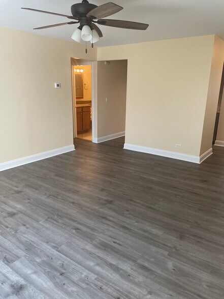 Dining living combo - 650 Perrie Dr