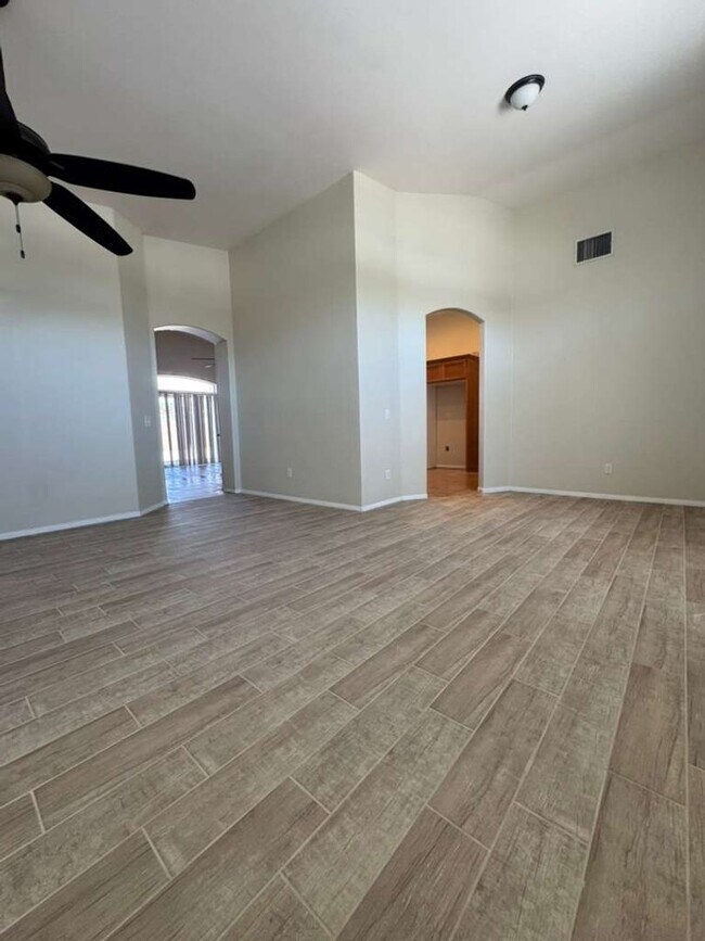 Building Photo - AVAILABLE NOW  4bd/2ba, 1895 Sq. Ft. Single Family Home with Solar