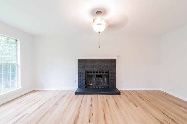 Building Photo - 8413 Woodford Bridge Dr