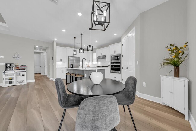 Building Photo - 42560 Atlas Dr