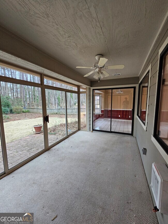 Building Photo - 108 Glendale Dr