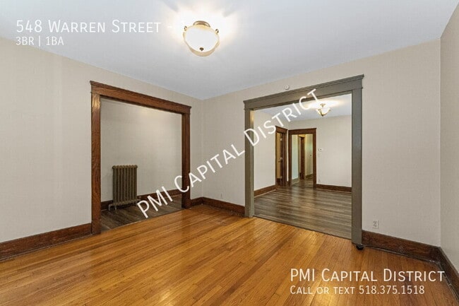 Building Photo - 548 Warren St