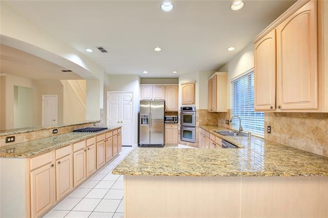 Building Photo - 219 Canyon Lake Dr