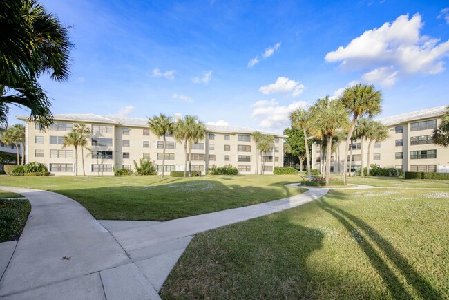 Building Photo - 3515 Village Blvd