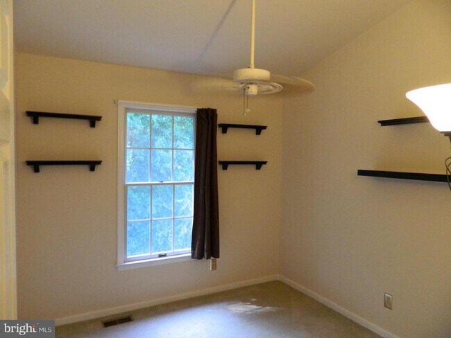 Building Photo - 1321 Merry Hill Ct