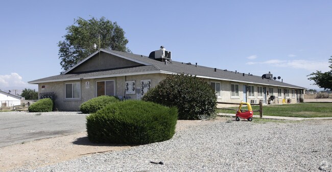 Primary Photo - Desert Night Apartments