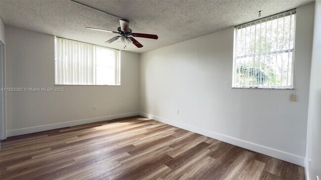 Building Photo - 1800 SW 81st Ave
