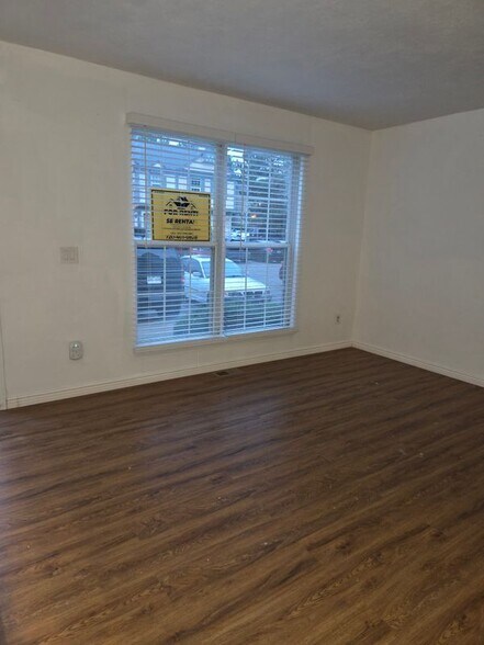Building Photo - 2915 W 81st Ave