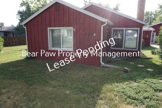 Building Photo - "Charming 3-Bedroom Retreat with 2 Baths in the Heart of Golden"