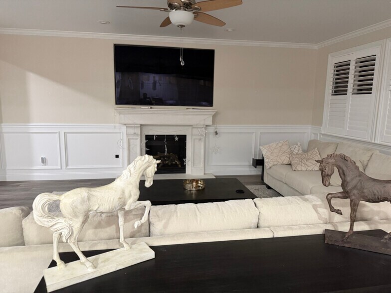 Building Photo - 5147 Fern Ridge Cir