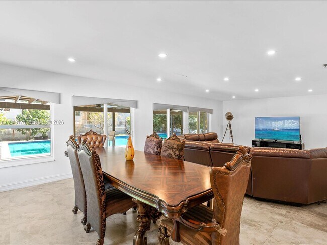 Building Photo - 201 Golden Beach Dr