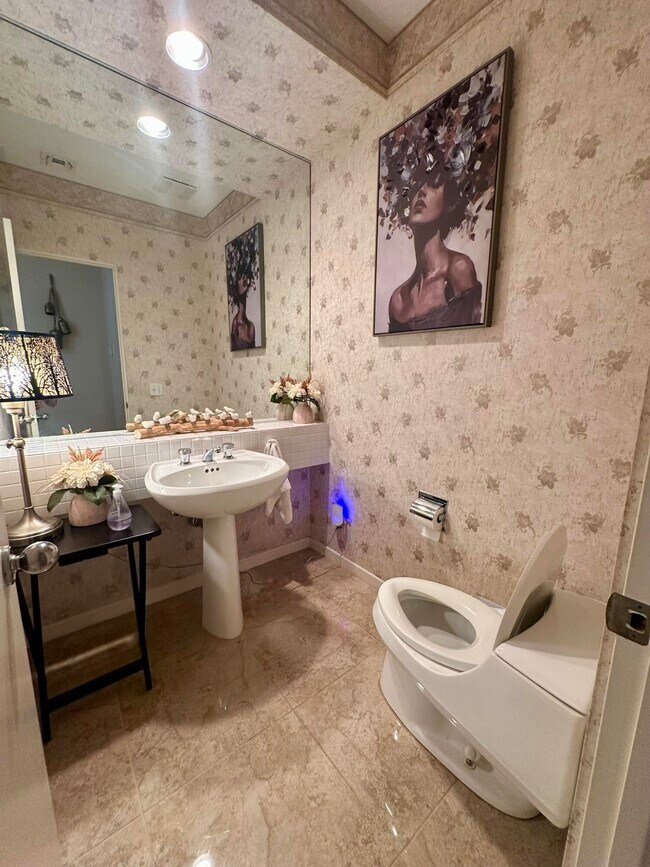 Building Photo - 57600 Interlachen
