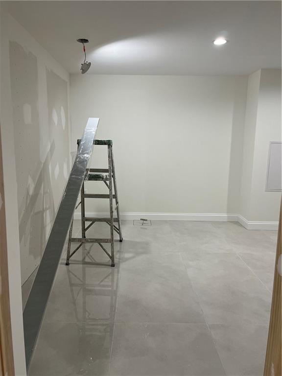 Building Photo - 114 Emily Ave