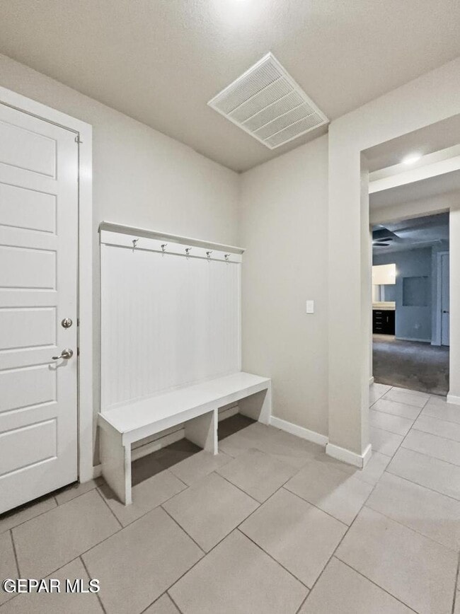 Building Photo - 14616 Tierra Burgos