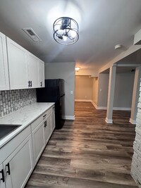 Building Photo - 828 Silver Ave