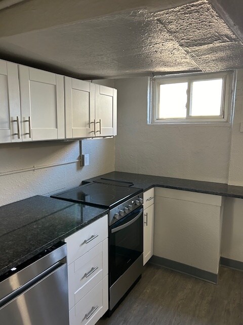 Building Photo - 1518 7th Ave