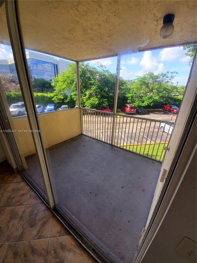 Building Photo - 8363 Lake Dr