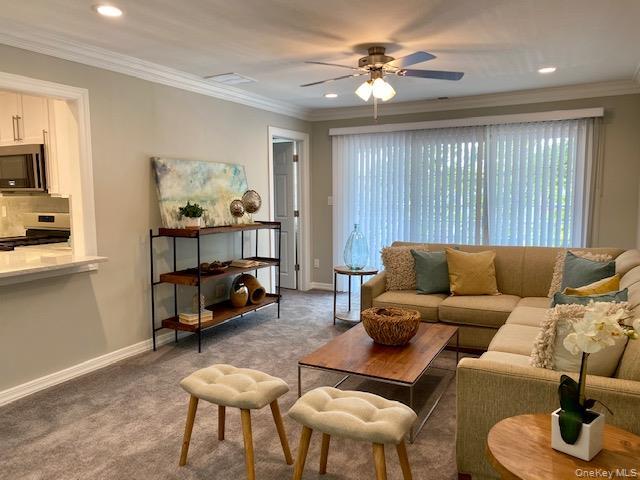 Building Photo - 55 Westwood Dr