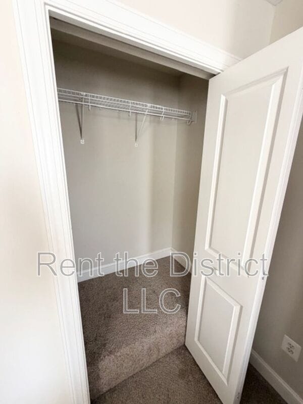 Building Photo - 61 14th St NE