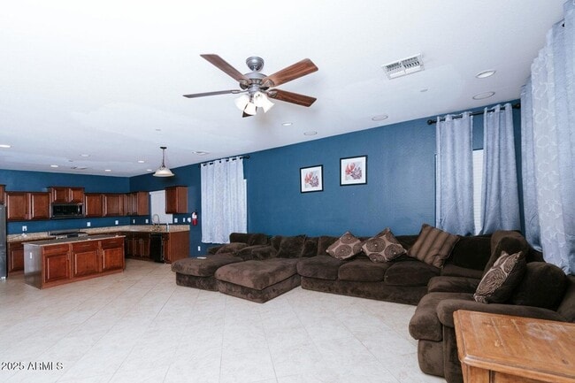 Building Photo - 19367 W Madison St