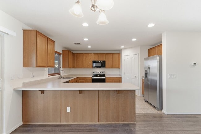 Building Photo - 4119 S 186th Ave