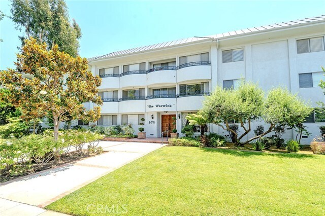 Building Photo - 972 E California Blvd