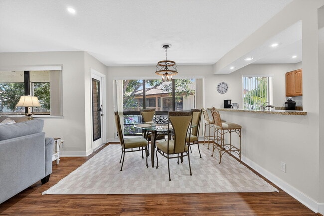 Building Photo - 368 Brackenwood Cir