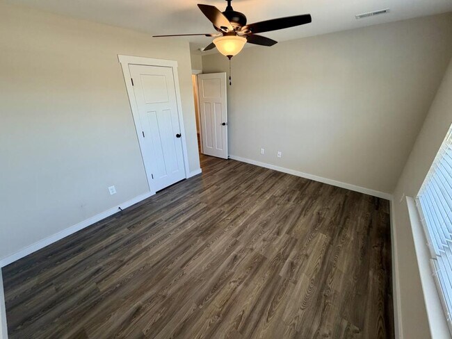 Building Photo - 115 Otts Shoals Rd