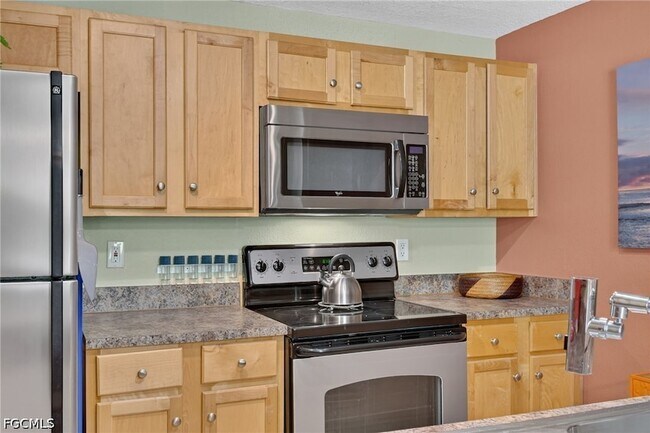 Building Photo - 3344 N Key Dr