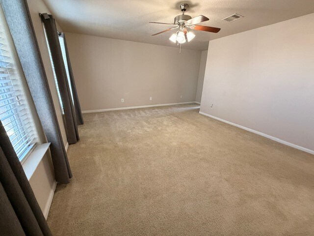 Building Photo - 2602 Shark Cir