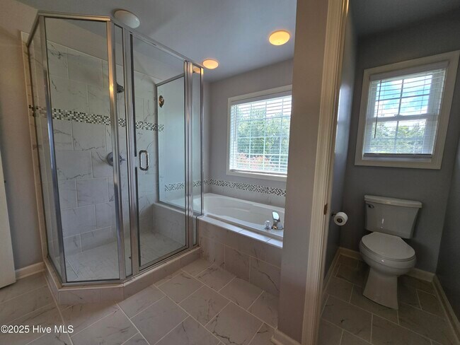 Building Photo - 315 Orchard Dr