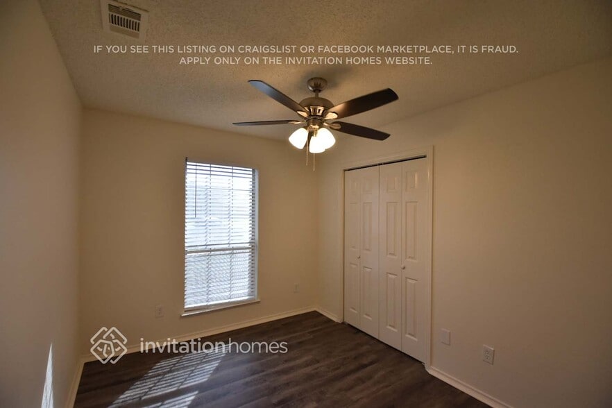 Building Photo - 2217 Merrimac Ln