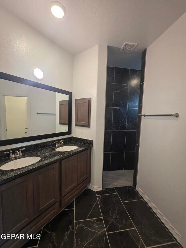 Building Photo - 4889 Christian Azcarate St