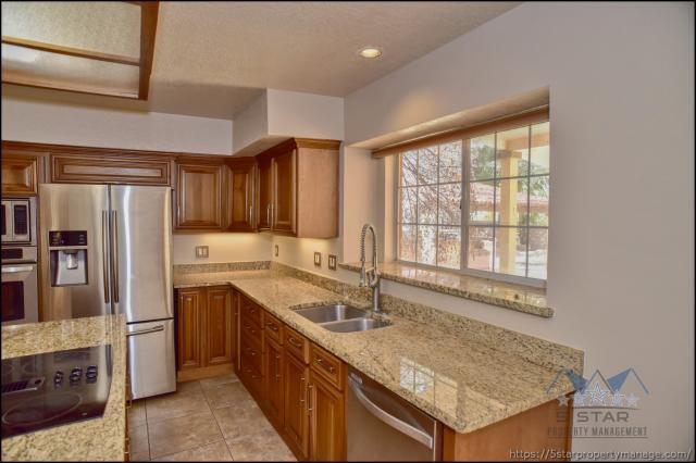 Building Photo - 4 bedroom in El Paso TX 79922