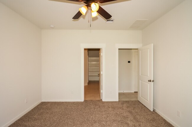 Building Photo - 15418 Formaston Dr