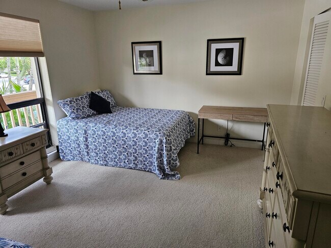 Building Photo - 326 Brackenwood Cir