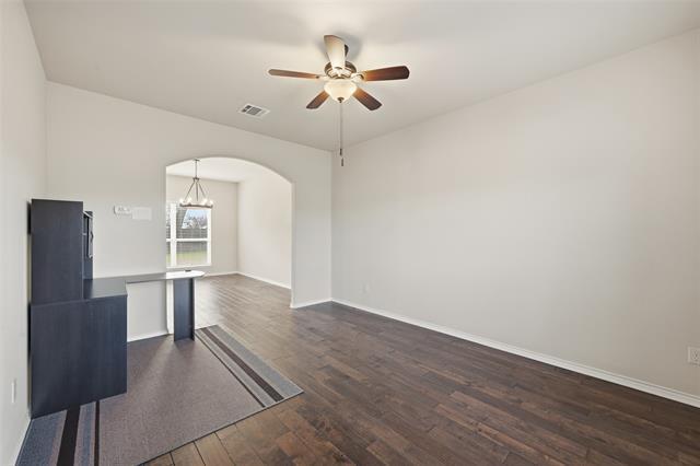 Building Photo - 700 Ireland Way