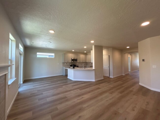 Building Photo - Brand New 3 Bedroom / 2 Bathroom Home in NW Redmond