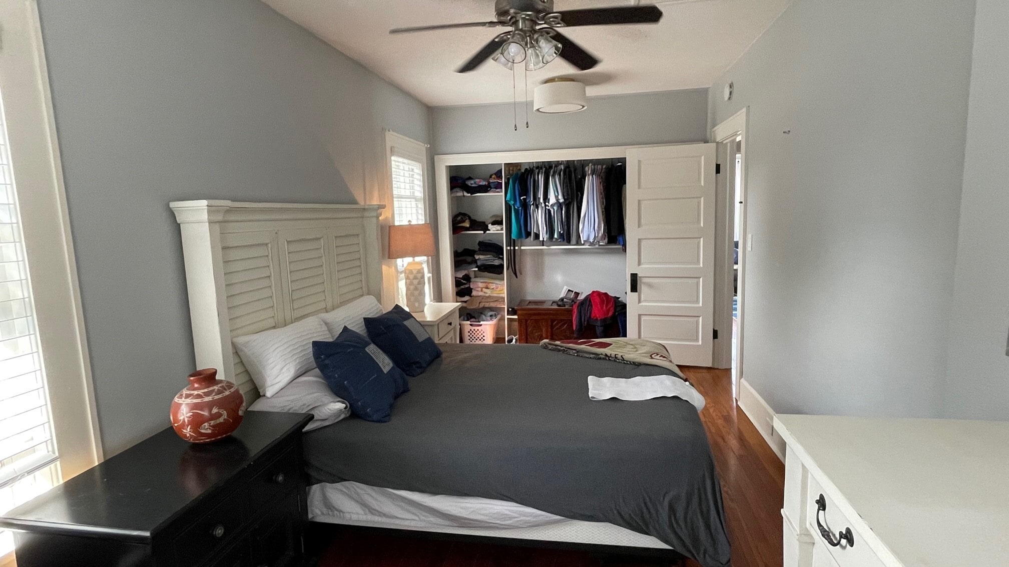 Building Photo - 201 14th Ave N