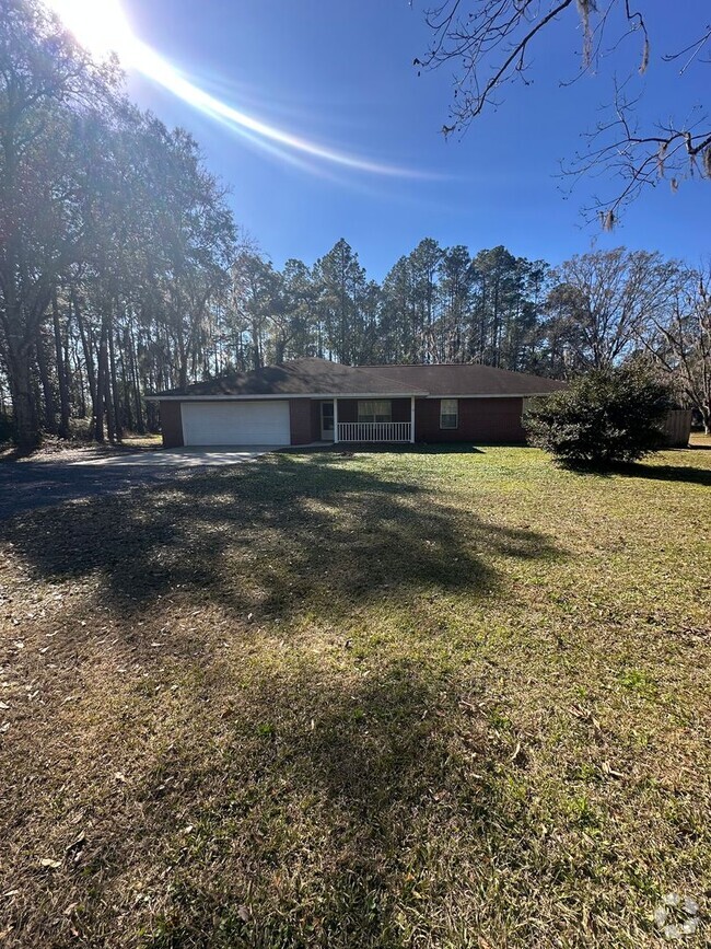 Building Photo - Country Brick Ranch in Callahan