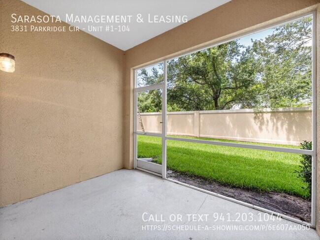 Building Photo - 3831 Parkridge Cir