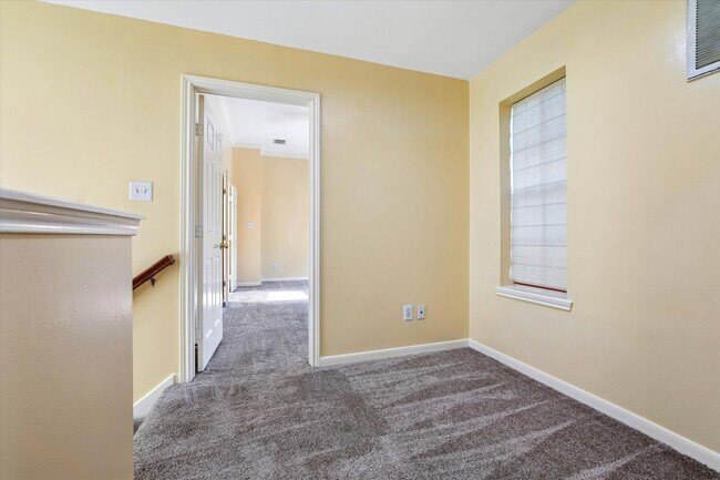 Building Photo - 2915 Jackson St