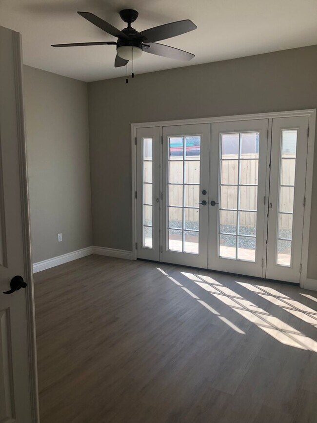 Building Photo - 12484 Mesa Verde Ct