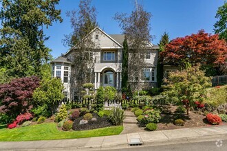 Building Photo - Stunning Home in Hidden Creek