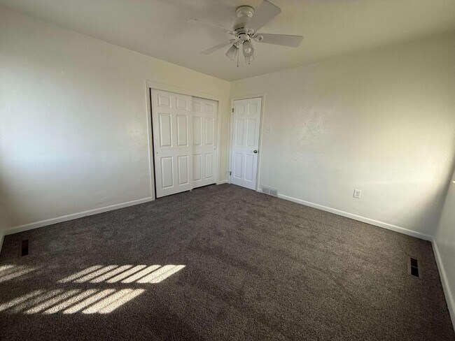 Building Photo - 9375 CO-66