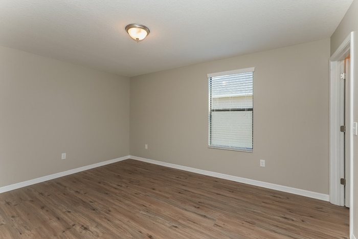 Building Photo - 11638 Lake Blvd