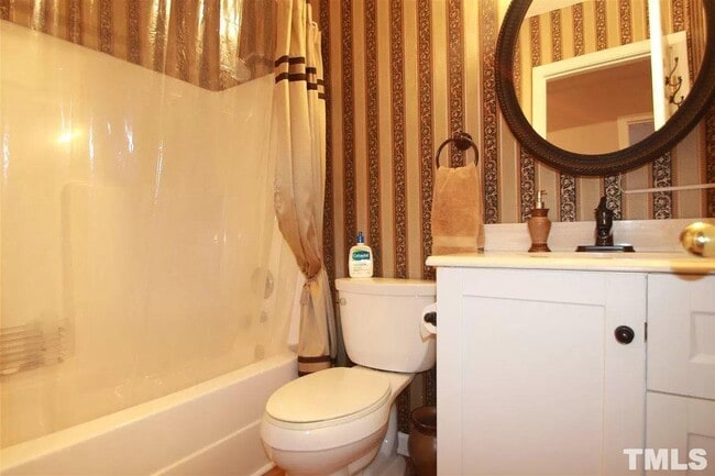 Building Photo - 109 Durston Loop